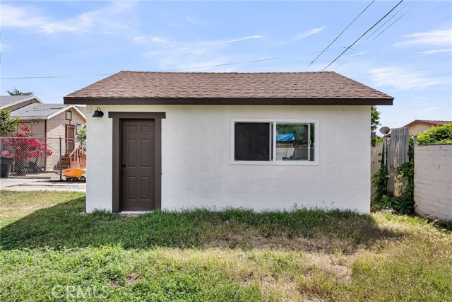 Detail Gallery Image 24 of 26 For 970 E 6th St, Pomona,  CA 91766 - 2 Beds | 2 Baths