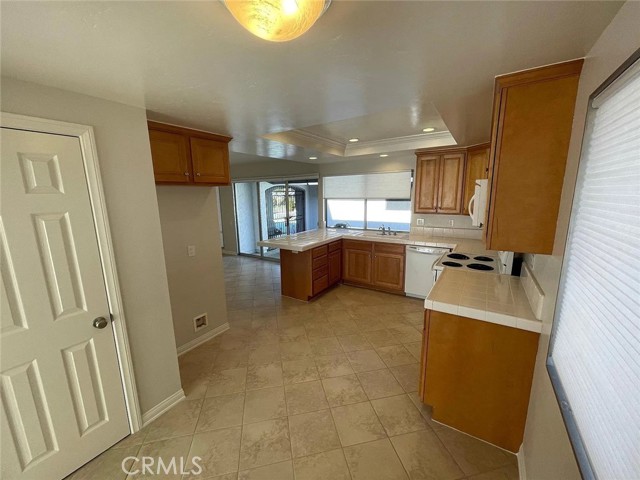 Detail Gallery Image 13 of 47 For 25372 Pacifica Ave, Mission Viejo,  CA 92691 - 4 Beds | 2 Baths