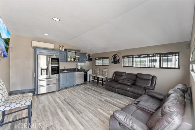 Image 40 of 51 For 4072 Corona Avenue