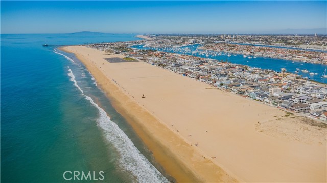 Detail Gallery Image 51 of 53 For 920 W Balboa, Newport Beach,  CA 92661 - 4 Beds | 4 Baths