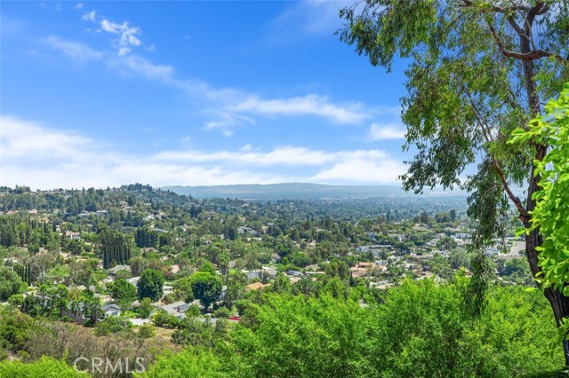6150 E West View Drive, Orange CA: https://media.crmls.org/medias/a84b48be-928d-4844-9e16-06ec27529b11.jpg