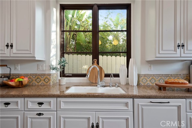 1725 Oak Avenue, Manhattan Beach, California 90266, 4 Bedrooms Bedrooms, ,4 BathroomsBathrooms,Residential,Sold,Oak,SB21251679