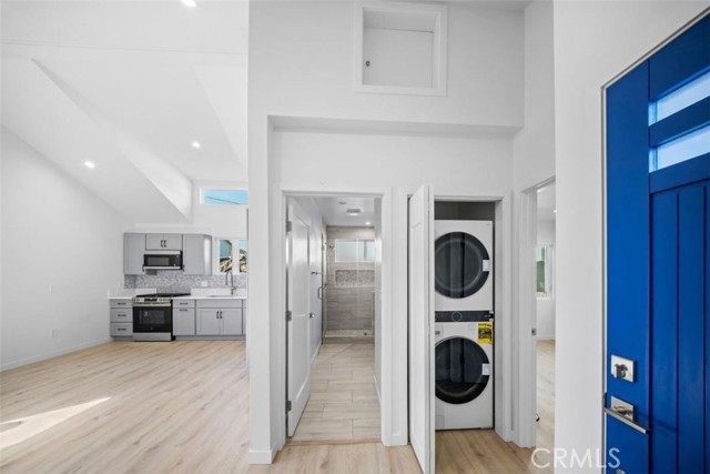 Detail Gallery Image 5 of 14 For 1809 123rd St, Los Angeles,  CA 90059 - 2 Beds | 1 Baths