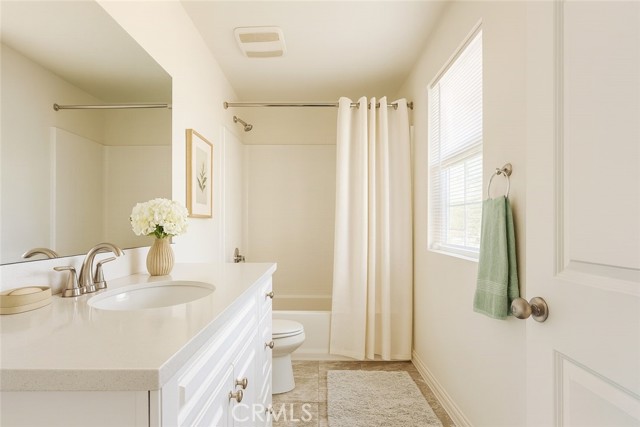 Detail Gallery Image 11 of 12 For 4010 E Catalina St, Ontario,  CA 91761 - 5 Beds | 3 Baths