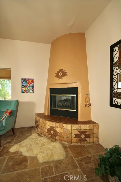 7125 Sunny Vista Road, Joshua Tree CA: https://media.crmls.org/medias/a84c3157-2bea-4377-a677-dd40ac6f5942.jpg