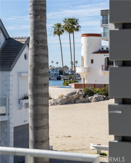 Detail Gallery Image 18 of 40 For 2618 Cove St, Corona Del Mar,  CA 92625 - 3 Beds | 3/1 Baths