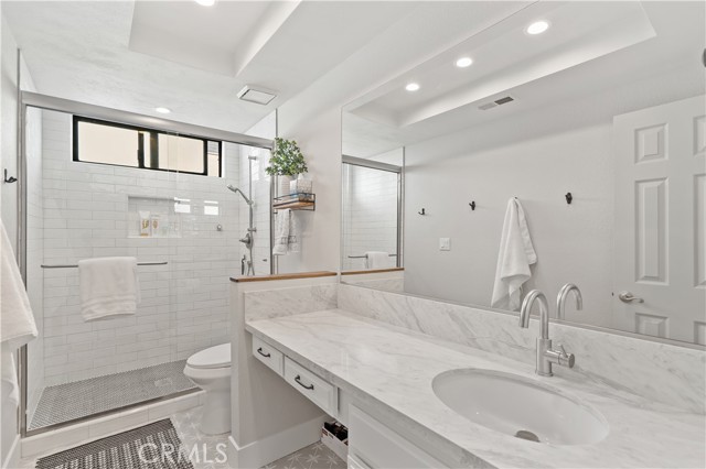 45436 Driftwood Drive, Palm Desert CA: https://media.crmls.org/medias/a84d493c-e3c9-47c9-9f14-2ef7baa7aafd.jpg