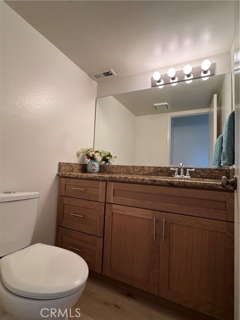 18 Snapdragon, Irvine CA: https://media.crmls.org/medias/a84e1a70-3efc-40ee-a6ff-dd0a2806a65e.jpg
