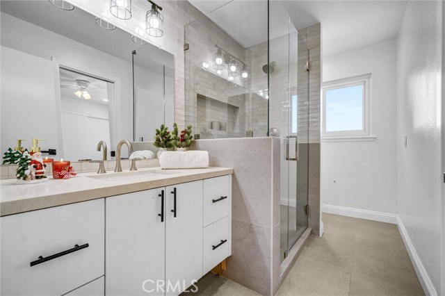 Detail Gallery Image 25 of 35 For 17762 Mountain View Cir, Villa Park,  CA 92861 - 5 Beds | 4/1 Baths