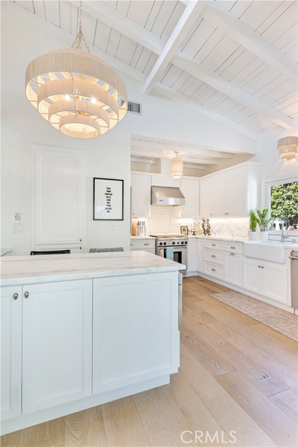802 Rembrandt Drive, Laguna Beach CA: https://media.crmls.org/medias/a84eb9cd-d5db-4540-8b7f-8f624dfd63d7.jpg