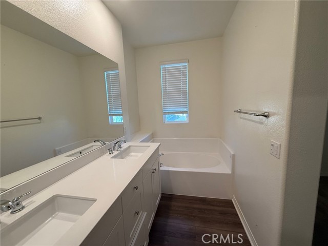 14527 Sienna Place, Eastvale CA: https://media.crmls.org/medias/a84ee817-e552-48b1-8dfe-abb2e19cfbfb.jpg