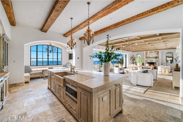 21 Strand Beach Drive, Dana Point CA: https://media.crmls.org/medias/a85056f0-dfa2-482e-b921-39894b188832.jpg