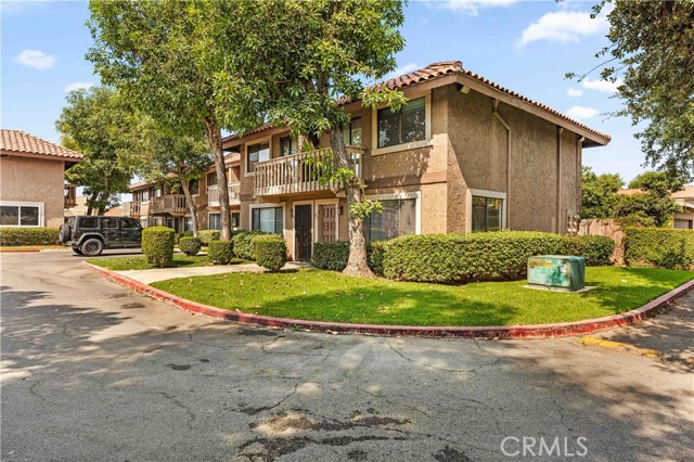 Detail Gallery Image 1 of 35 For 943 Willow Ave, La Puente,  CA 91746 - 2 Beds | 2 Baths
