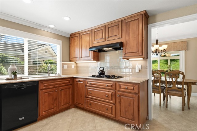 Detail Gallery Image 27 of 69 For 5387 via Ramon Rd, Yorba Linda,  CA 92887 - 3 Beds | 2 Baths