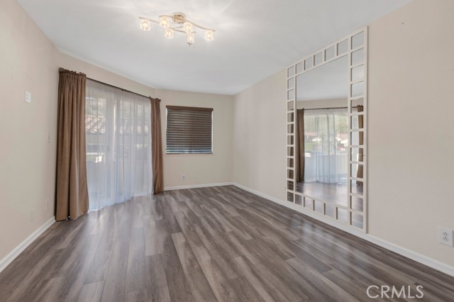 Detail Gallery Image 5 of 45 For 5744 Oak Bend Ln #203,  Oak Park,  CA 91377 - 1 Beds | 1 Baths