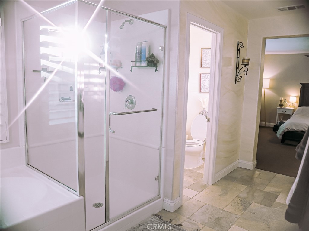 https://media.crmls.org/medias/a851ea64-8f2c-4831-b3a0-dad3feb90bca.jpg?preset=X-Large