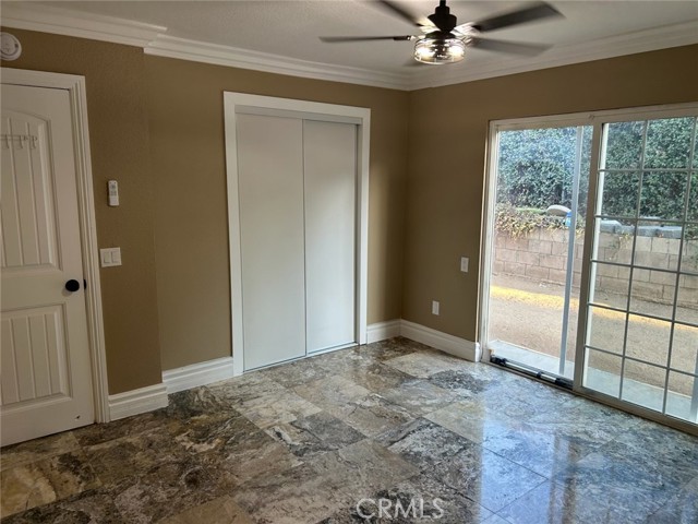 8138 Camelot Road, Riverside CA: https://media.crmls.org/medias/a8521055-1db9-43b0-81a7-65b5e62bc621.jpg