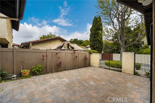 Detail Gallery Image 42 of 54 For 617 W Terrylynn Pl, Long Beach,  CA 90807 - 3 Beds | 3 Baths