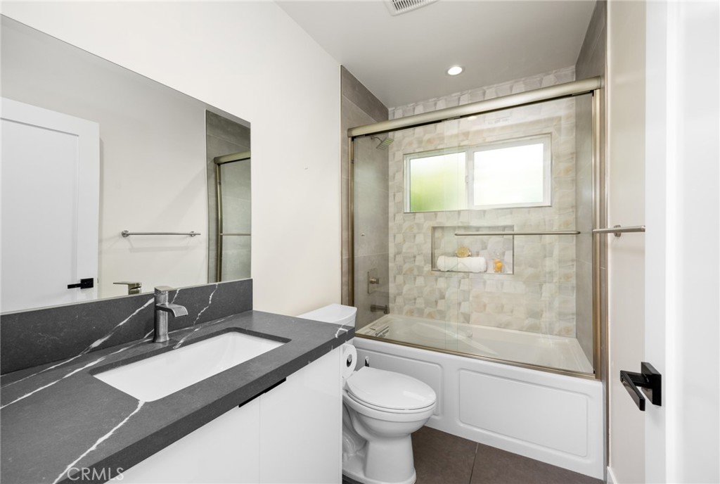 3309 Wedgewood Lane Burbank img 28