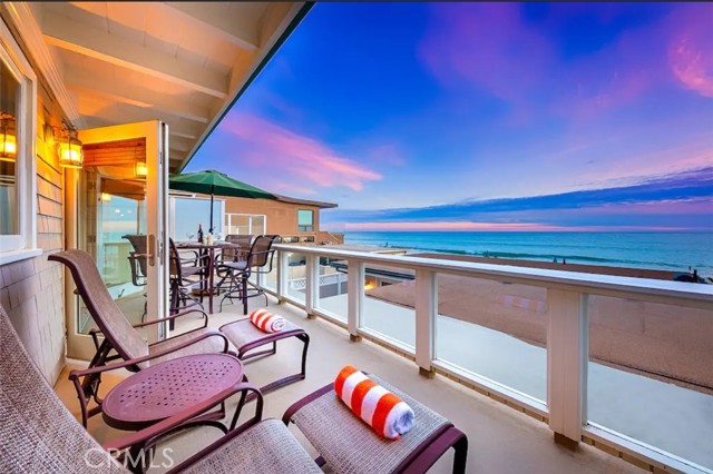 Detail Gallery Image 1 of 32 For 35087 Beach Rd, Dana Point,  CA 92624 - 6 Beds | 4 Baths