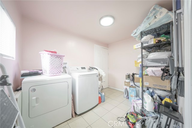 Detail Gallery Image 3 of 25 For 1522 W 58th Pl, Los Angeles,  CA 90047 - 3 Beds | 1 Baths