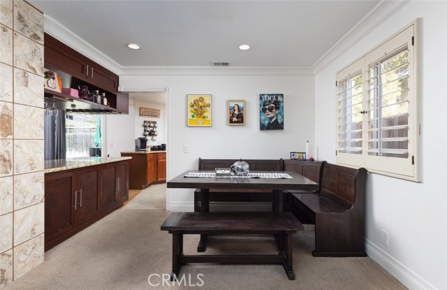262 S La Linda Drive, Orange CA: https://media.crmls.org/medias/a8553ce1-616f-410b-806f-f1b7610a03d6.jpg