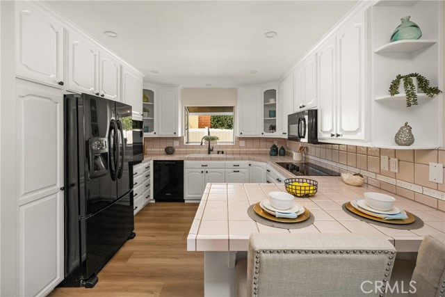 Detail Gallery Image 16 of 38 For 17588 Santa Paula, Fountain Valley,  CA 92708 - 4 Beds | 2 Baths