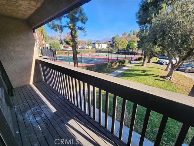 717 Knollwood Lane, San Dimas CA: https://media.crmls.org/medias/a856bd85-aaff-499f-8e6e-750a8a90a0cd.jpg