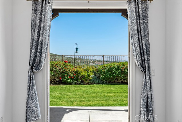 Detail Gallery Image 12 of 43 For 12 Calle Frutas, San Clemente,  CA 92673 - 4 Beds | 3 Baths