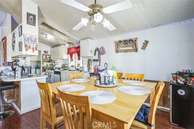 Detail Gallery Image 14 of 23 For 3300 15th St #230,  Rosamond,  CA 93560 - 3 Beds | 2 Baths