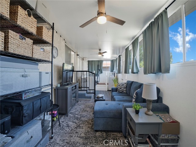 Detail Gallery Image 18 of 31 For 19816 Spanish Oak, Newhall,  CA 91321 - 2 Beds | 2 Baths