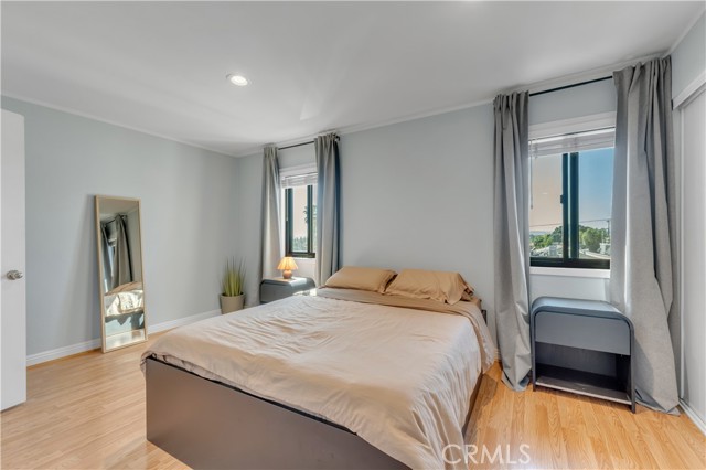 Detail Gallery Image 24 of 50 For 21040 Parthenia #25,  Canoga Park,  CA 91304 - 2 Beds | 2/1 Baths