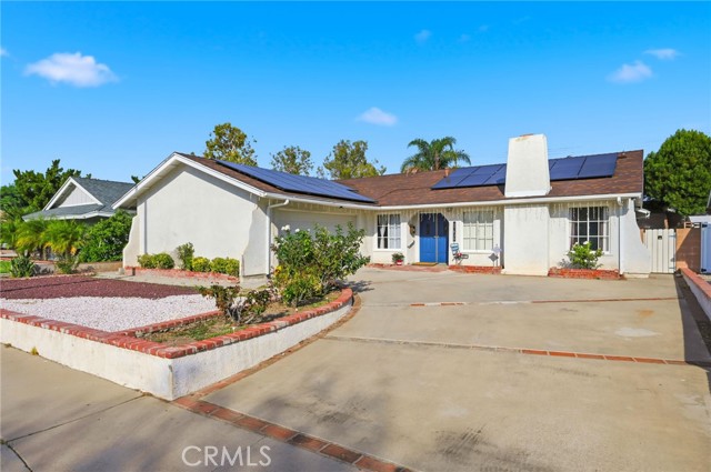 27828 Parkvale, Santa Clarita CA: https://media.crmls.org/medias/a8578c15-4269-4ac6-9cfa-a2c7175ae3c8.jpg