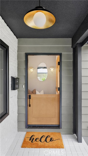 Detail Gallery Image 3 of 42 For 2735 Monogram, Long Beach,  CA 90815 - 5 Beds | 3 Baths