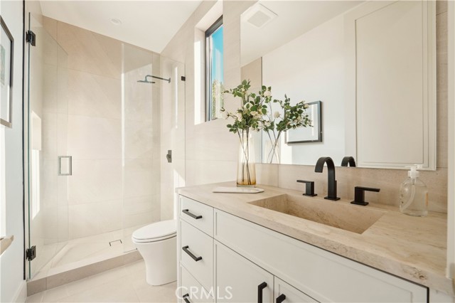 Detail Gallery Image 29 of 56 For 5136 Nagle Ave, Sherman Oaks,  CA 91423 - 6 Beds | 6/2 Baths