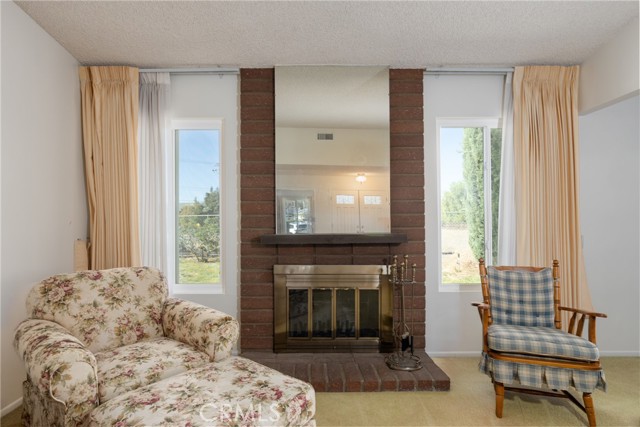 Detail Gallery Image 6 of 26 For 365 Midori Ln, Calimesa,  CA 92320 - 2 Beds | 2 Baths