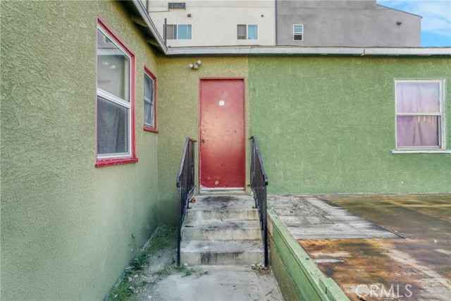 Detail Gallery Image 37 of 44 For 10807 Compton Ave, Los Angeles,  CA 90059 - 5 Beds | 3 Baths