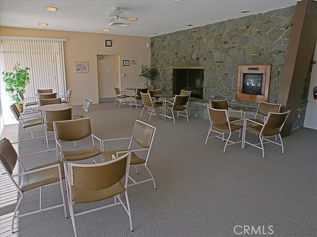 Detail Gallery Image 27 of 34 For 19380 Anzel Cir, Newhall,  CA 91321 - 2 Beds | 2 Baths