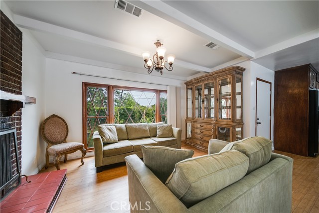 Detail Gallery Image 16 of 36 For 7035 Longridge Ave, North Hollywood,  CA 91605 - 3 Beds | 2 Baths