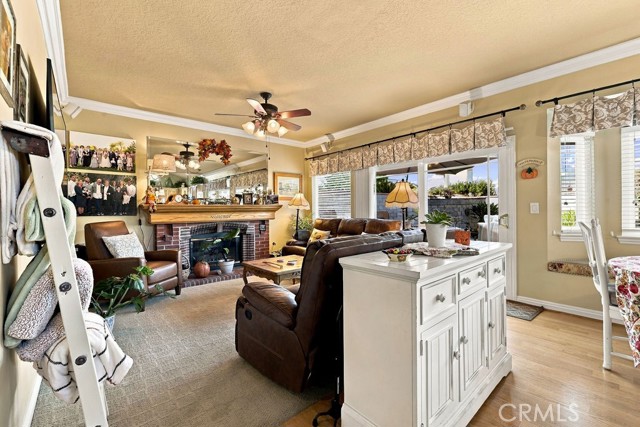 4 Bed Home for Sale in Saugus, California