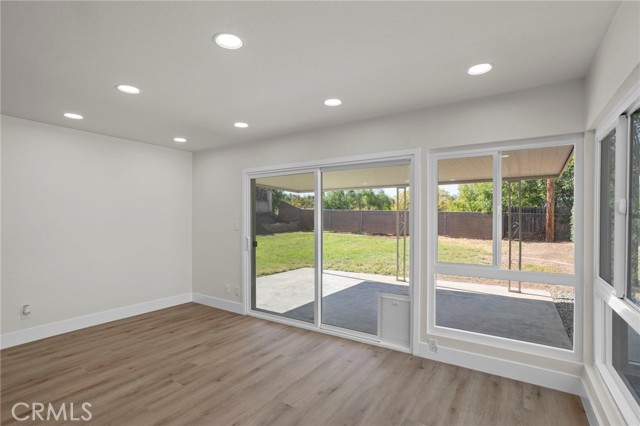 Detail Gallery Image 12 of 26 For 2192 Adrienne, Corona,  CA 92882 - 3 Beds | 2 Baths