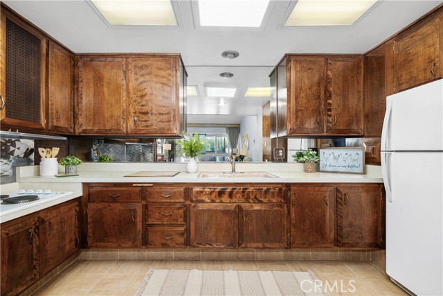 Detail Gallery Image 14 of 48 For 13660 El Dorado Dr 34d,  Seal Beach,  CA 90740 - 2 Beds | 1 Baths