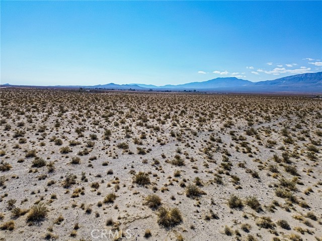 37898 Old Woman Springs Road, Lucerne Valley CA: https://media.crmls.org/medias/a85c76d5-b39e-4ad1-9d83-4e807db6675a.jpg
