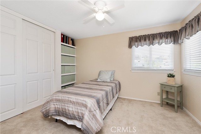 Detail Gallery Image 18 of 37 For 161 Silver Fern Ct, Simi Valley,  CA 93065 - 3 Beds | 2/1 Baths