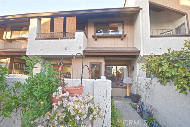 Detail Gallery Image 1 of 1 For 8057 Larson Ave #B,  Garden Grove,  CA 92844 - 3 Beds | 2/1 Baths