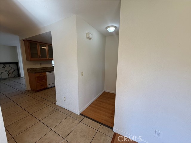 Detail Gallery Image 10 of 45 For 1256 Armstrong, Escondido,  CA 92027 - 3 Beds | 2 Baths