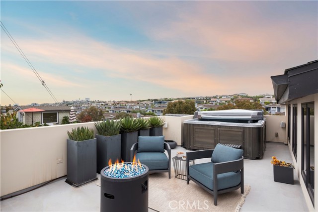 3731 5th Avenue, Corona del Mar CA: https://media.crmls.org/medias/a85f7ed5-afd6-4da3-bcba-a5e33e666b8d.jpg