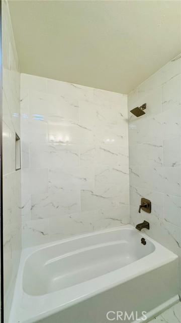 22762 Avenue San Luis photo 8