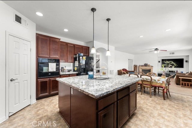16305 Angel Canyon Drive, Riverside CA: https://media.crmls.org/medias/a85f97ce-1881-4786-88cd-389e6ba065f0.jpg