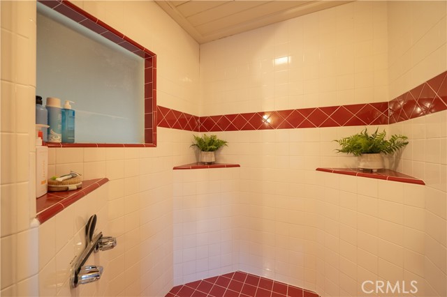 43811 Canyon Crest Drive, Big Bear Lake CA: https://media.crmls.org/medias/a860baa9-df7a-43d0-a86f-844b0907e1c6.jpg